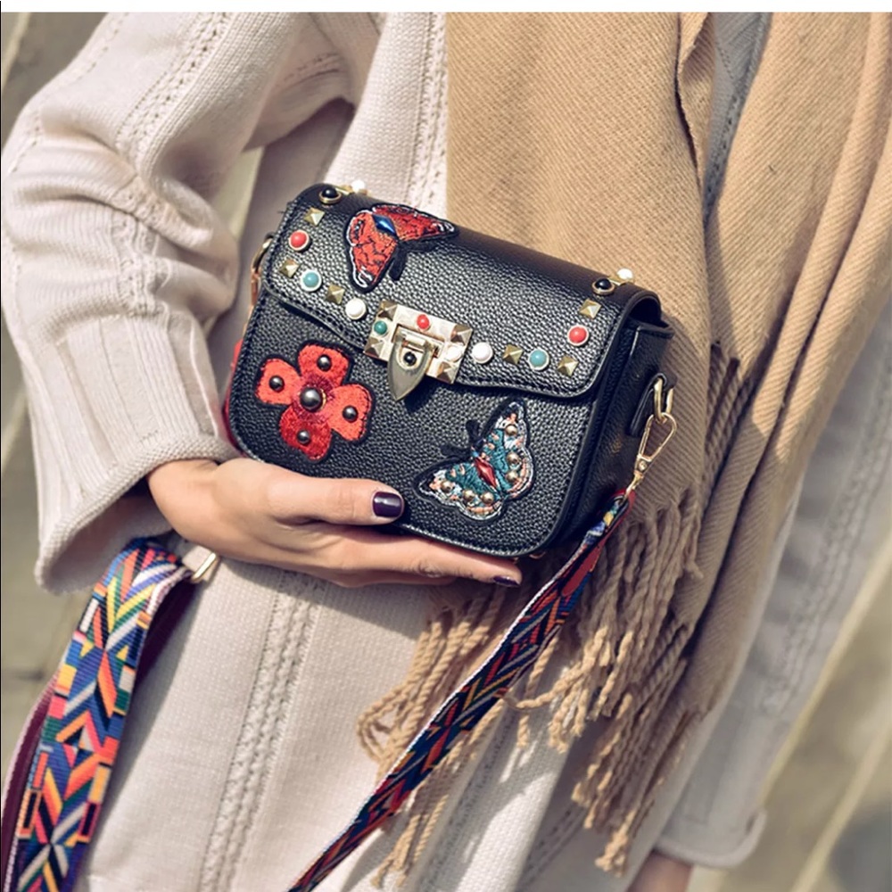 Sale Firm “Valentina” Rockstud GuitarStrap Bag - Picture 6 of 6